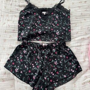 Colsie Black Floral Pajama Set